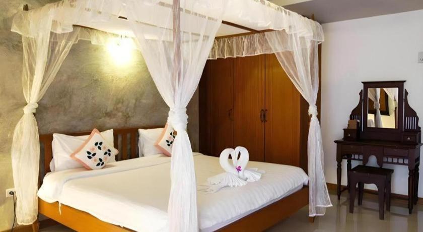 แอท โฮม บูทิก Hotel ลำปาง ภายนอก รูปภาพ