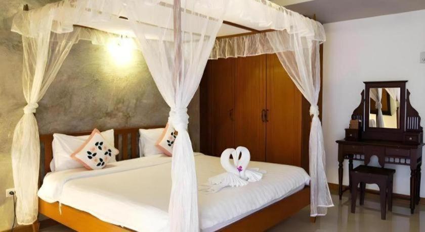 แอท โฮม บูทิก Hotel ลำปาง ภายนอก รูปภาพ